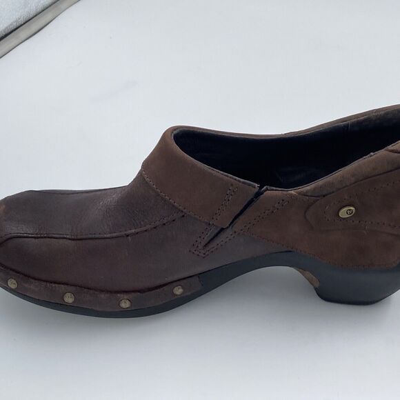 Merrell Luxe Wrap Brown Leather Slip On Studded Wedge Clogs Shoes Womens 7 - Picture 3 of 13